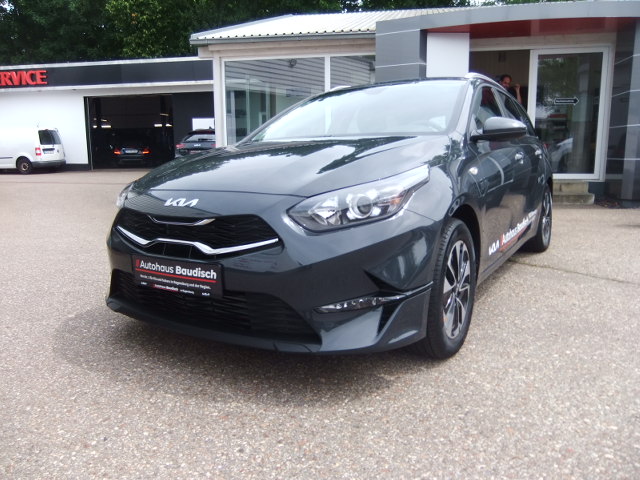 KIA - Ceed SW 1.5 T-GDI DCT7 OPF Vision