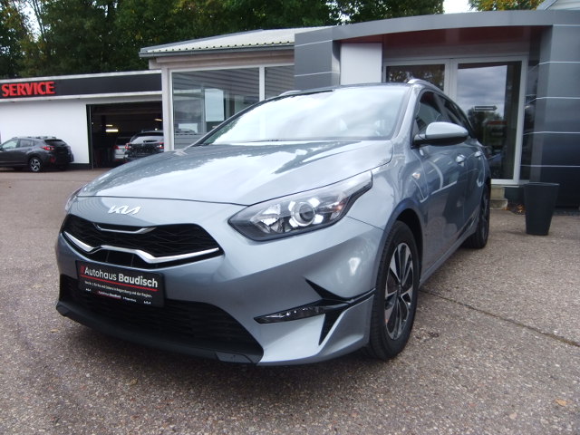 KIA - Ceed SW 1.5 T-GDI DCT7 OPF Vision