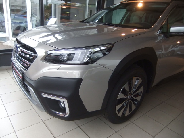 SUBARU - Outback 2.5i Lineartronic Platinum