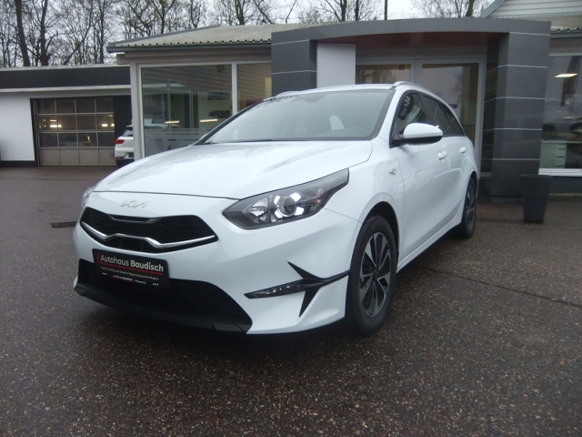 KIA - Ceed SW 1.5 T-GDI DCT7 OPF Vision