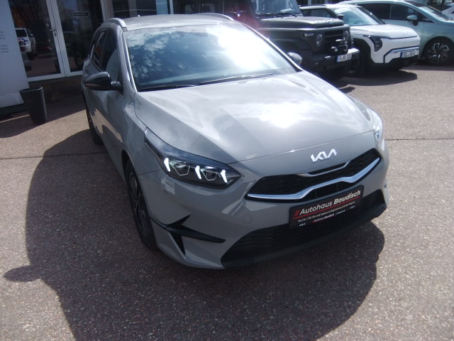KIA - Ceed SW 1.0 T-GDI 100 OPF Ultimate Edition